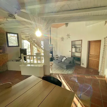 Vila Maison D'archi 80's Avec Piscine Et Toboggan *
